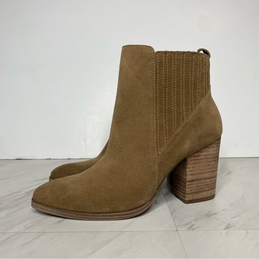 New! Blondo Reese Waterproof Suede Bootie 7M - Picture 15 of 15
